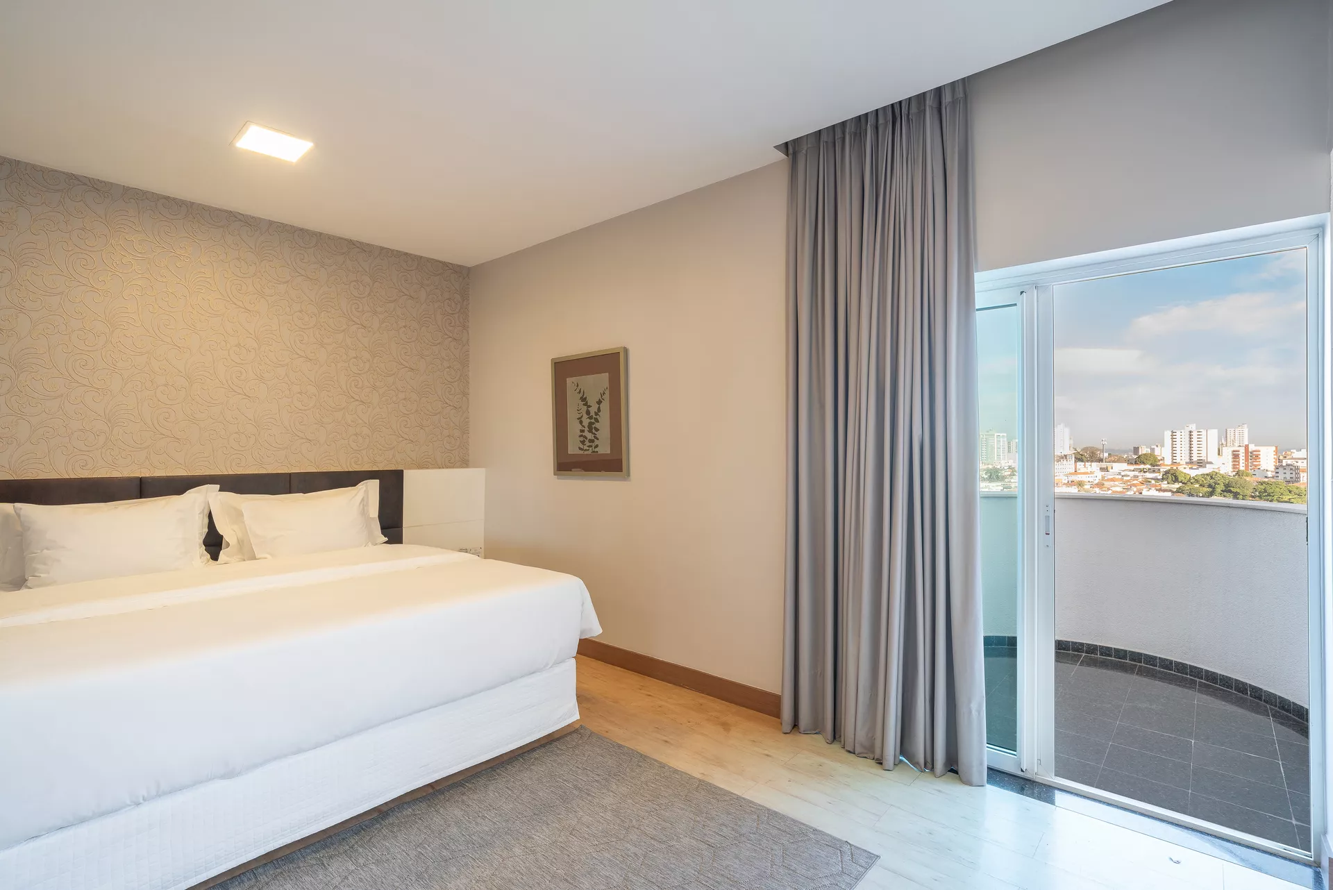 suite-torre-1-1112-2025-9-6a109a45d81c2